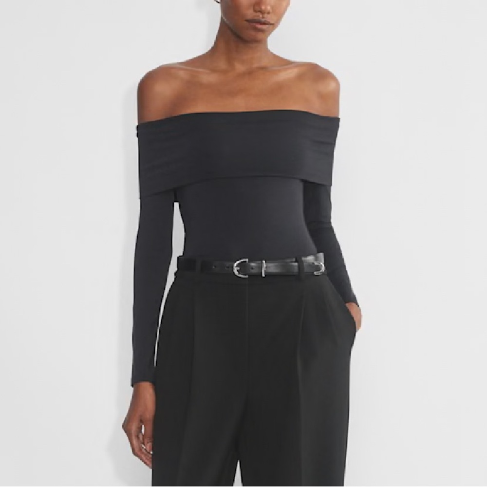 Ariztia Black Women's bodysuit